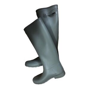 Hunter women’s original tall buckle green rainboots‎ size 11 brand new